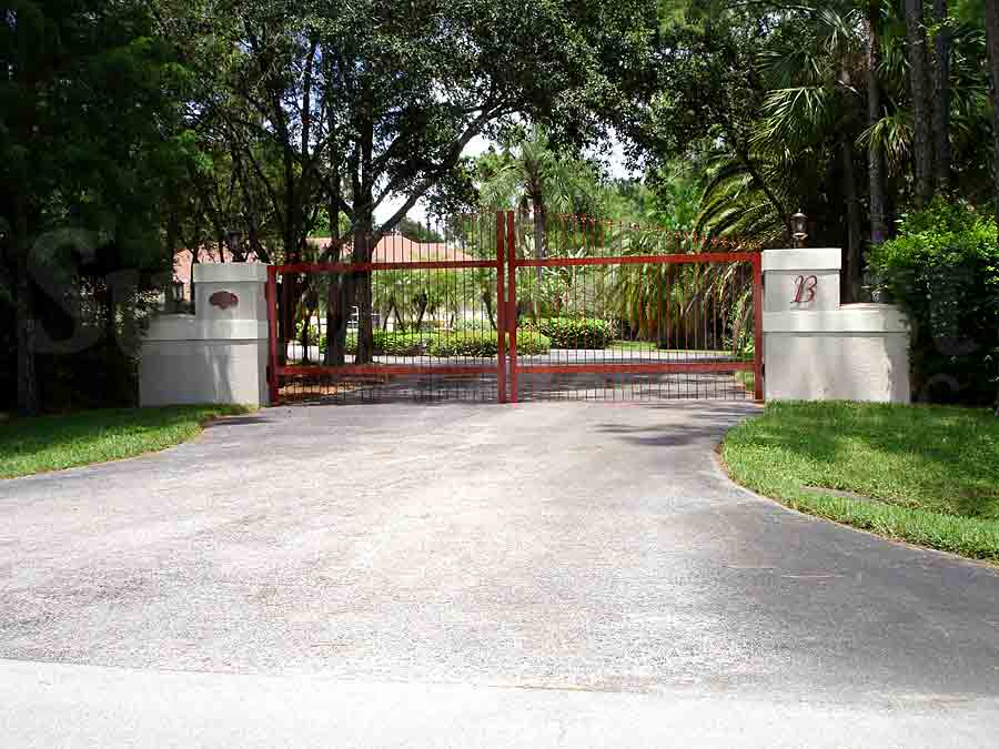 GOLDEN GATE ESTATES NA23 Homes